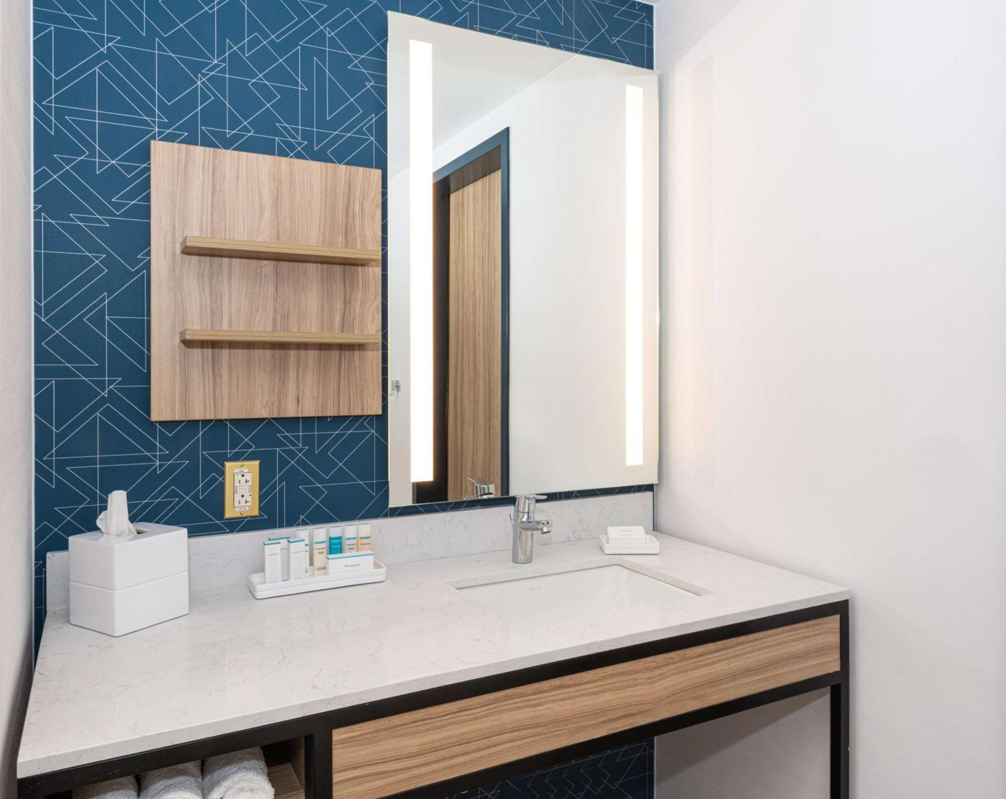 Hilton Garden Inn Flint Downtown Zewnętrze zdjęcie