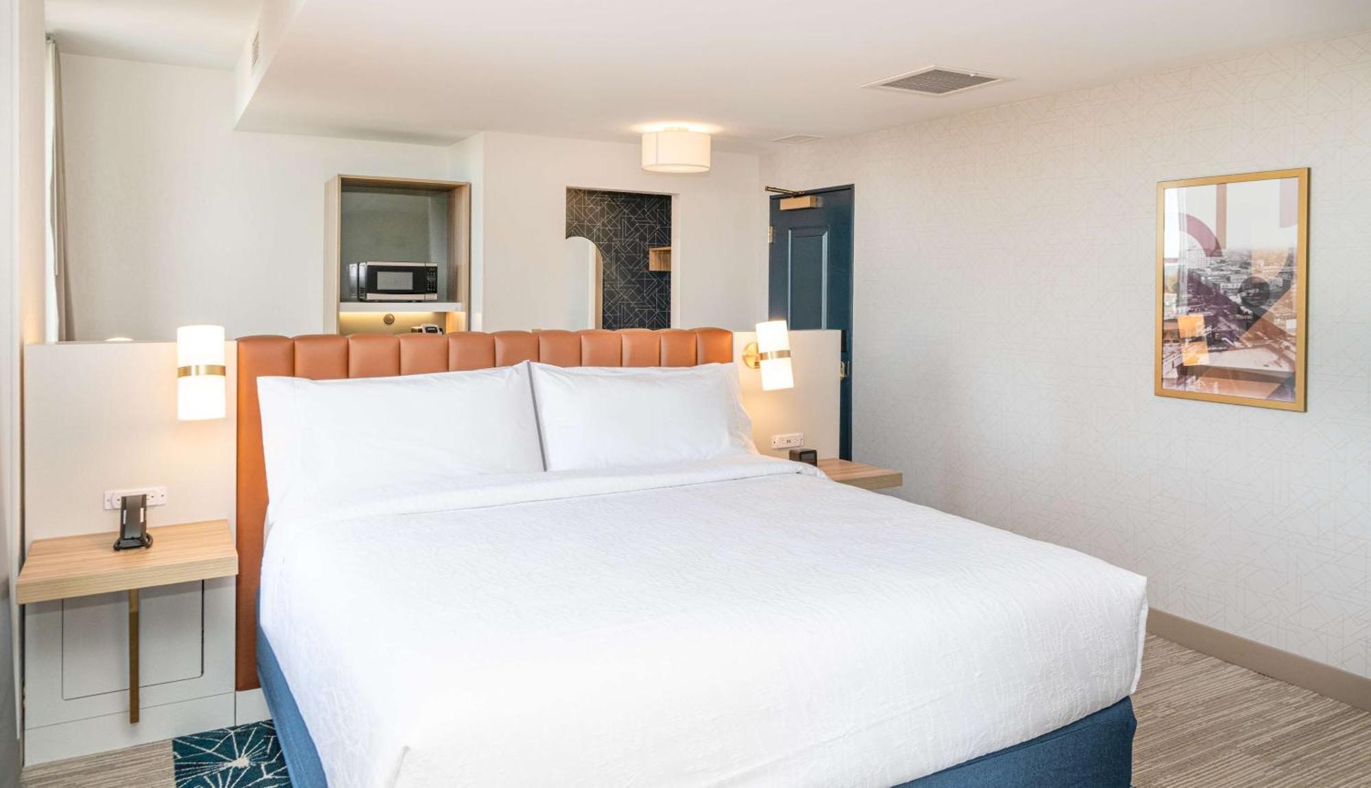 Hilton Garden Inn Flint Downtown Zewnętrze zdjęcie