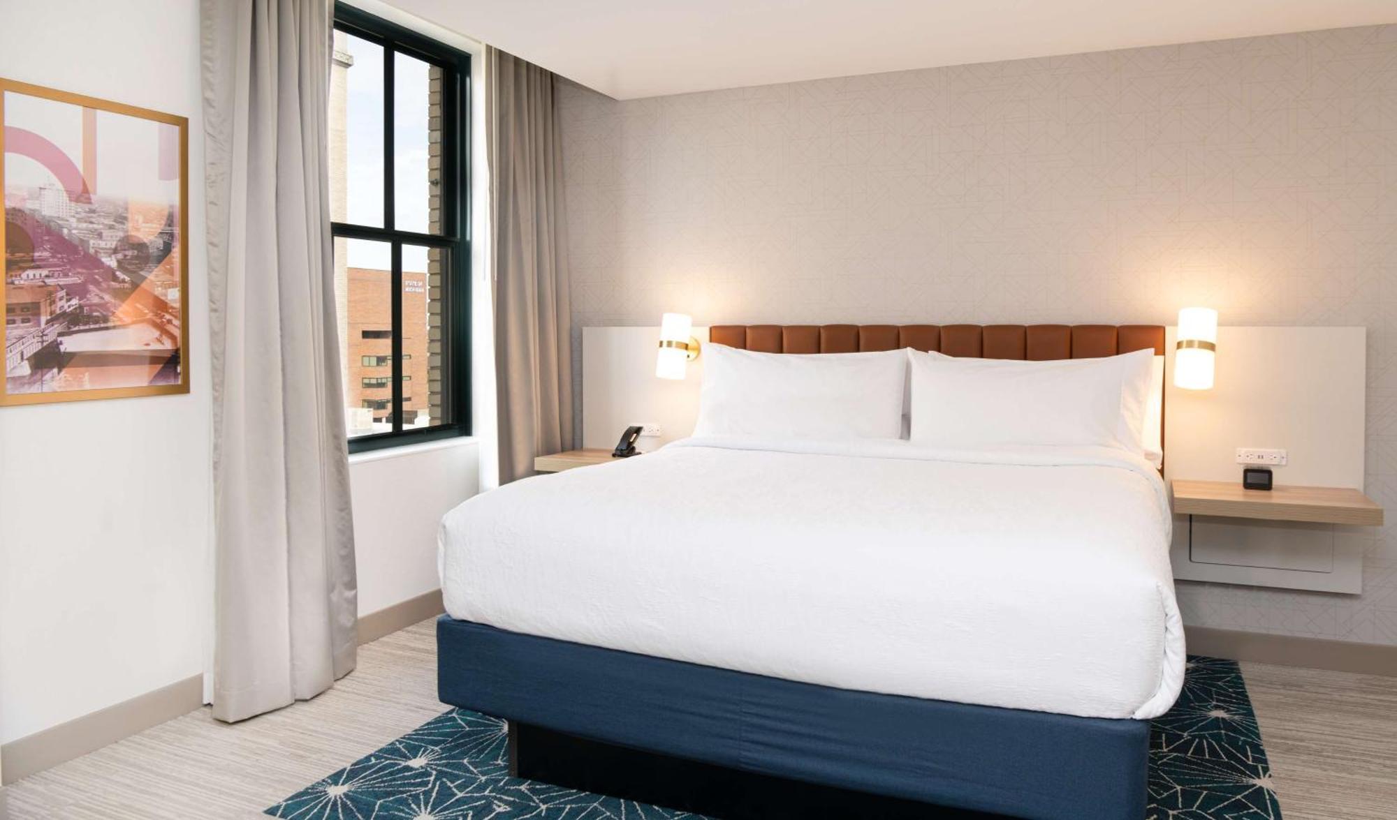 Hilton Garden Inn Flint Downtown Zewnętrze zdjęcie